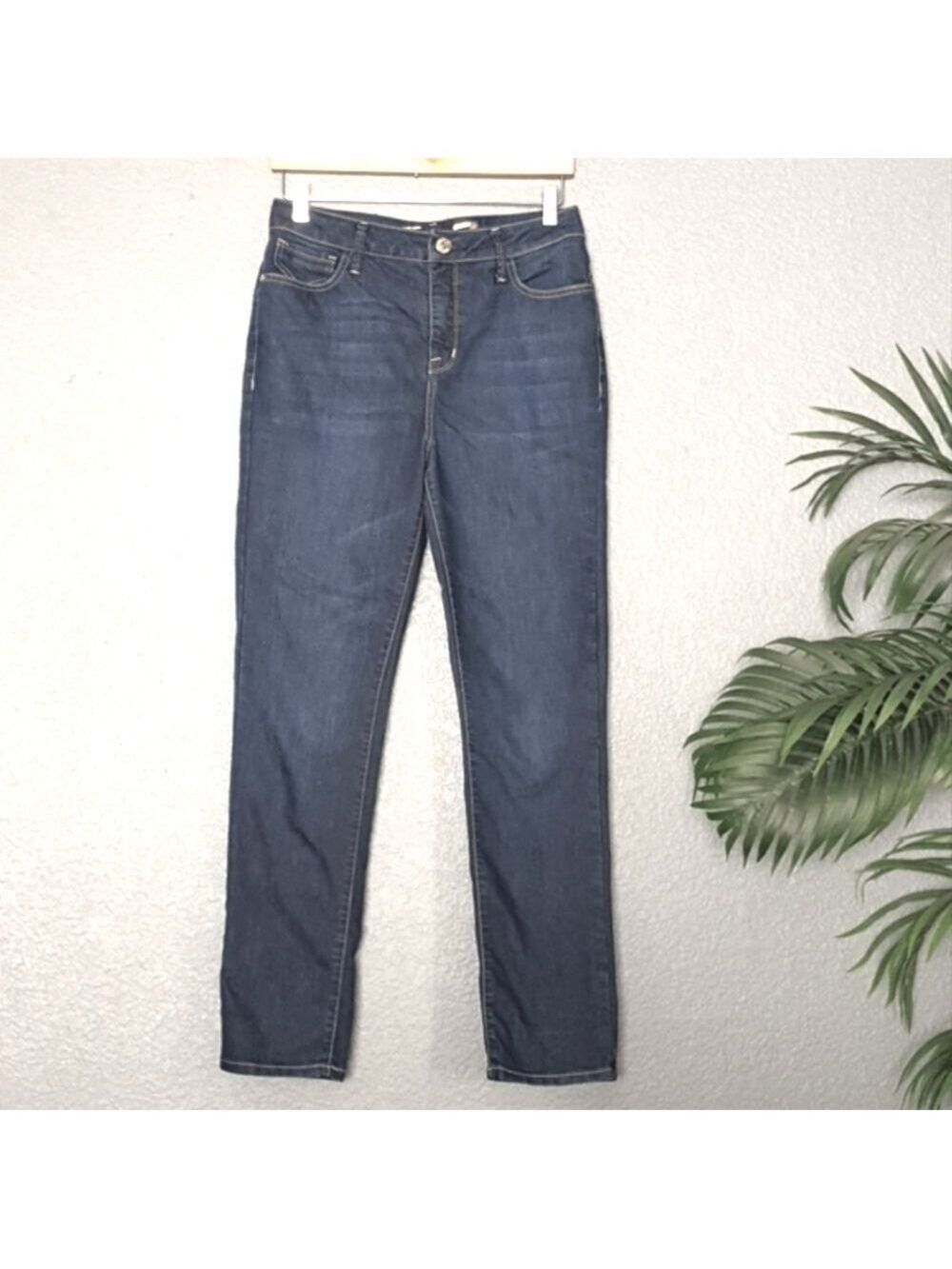 SEVEN7 Jeans High Waisted Womens 6 Slim Straight Blue Denim